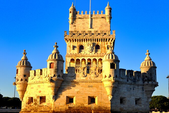 Day Time / Sunset Boat Tour in Lisbon With Portuguese Wine - Meeting and Pickup