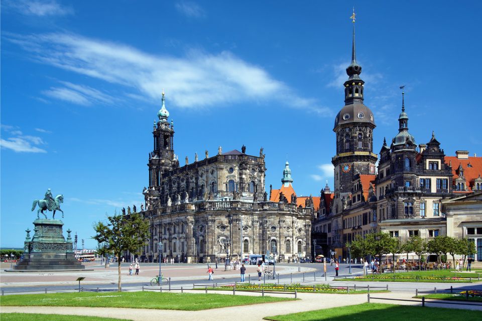 Dresden: Old Town Scavenger Hunt for Children - Highlights of the Exploration