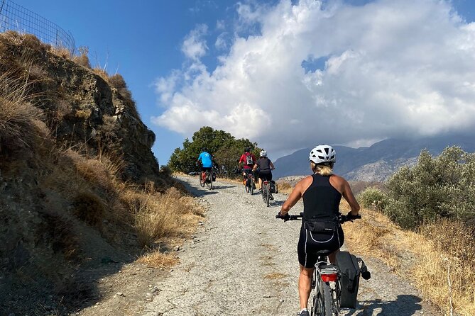 E-Bike Tour With Wine Tasting in Dafnes, Heraklion - Itinerary and Locations