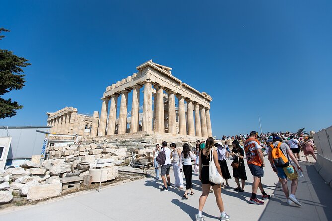 Early Access to the Acropolis & Old Town Guided Walking Tour - Location and Group Size