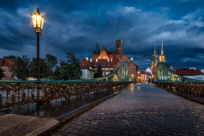 Famous Islands of Wroclaw - Cathedral Island and Sand Island Private Tour - Archbishops Palace and St Giles Church