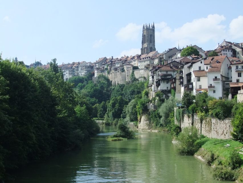 Fribourg - Old Town Historic Guided Tour - Pricing and Booking