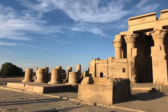 From Luxor: Private Day Trip to Edfu and Kom Ombo - Pickup and Transportation