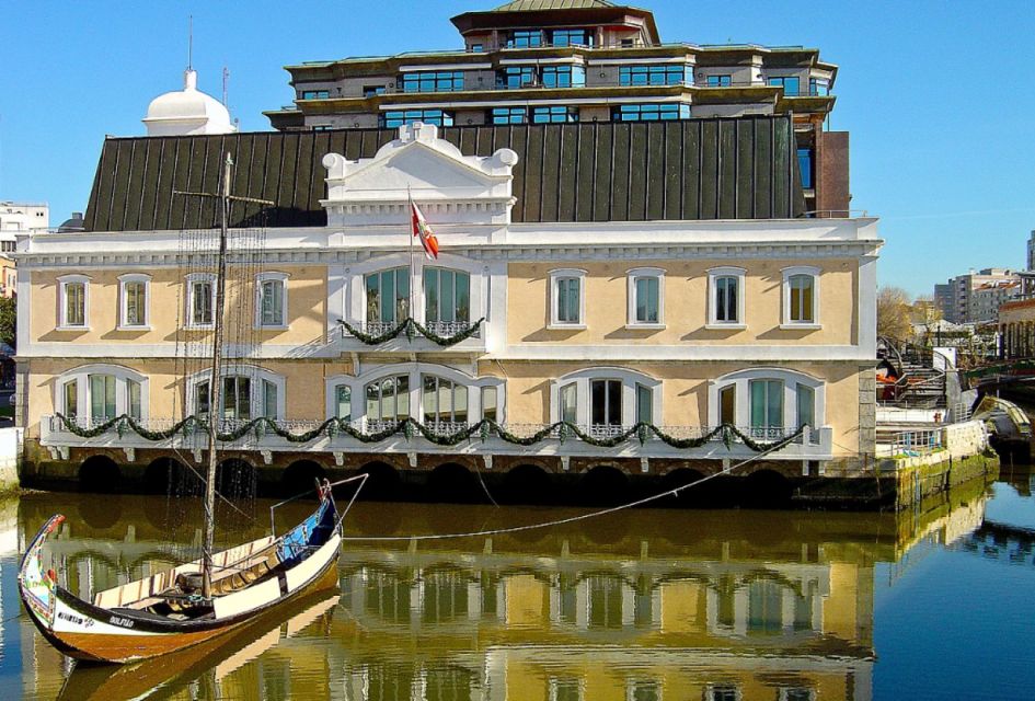 From Porto: Private Sightseeing Coimbra and Aveiro Tour - Highlights of Coimbra