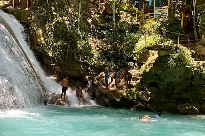 Full-Day Tour to the Blue Hole and Dunns River Falls - Schedule