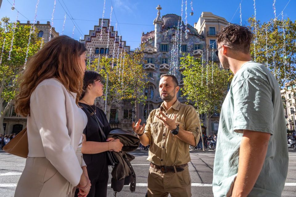 Gaudí Private Tour: Must-See Sites & Hidden Modernism Gems - Itinerary Highlights