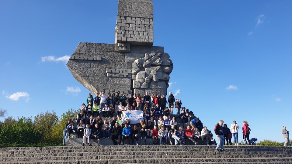 Gdansk: Malbork Castle & Westerplatte Tour With Local Lunch - Itinerary Highlights