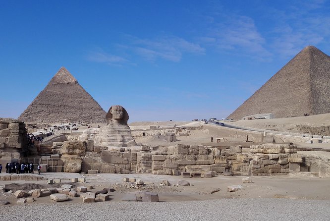 Giza Pyramids & Egyptian Museum Day Tour - Meeting and Pickup