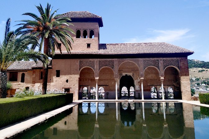 Going to Alhambra? 3 Hrs Private Tour! Skip the Long Lines to Visit the Alhambra - Pricing and Cancellation