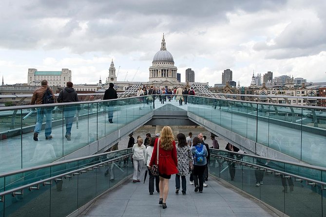 History of London Photography Tour - Tour Requirements and Accessibility