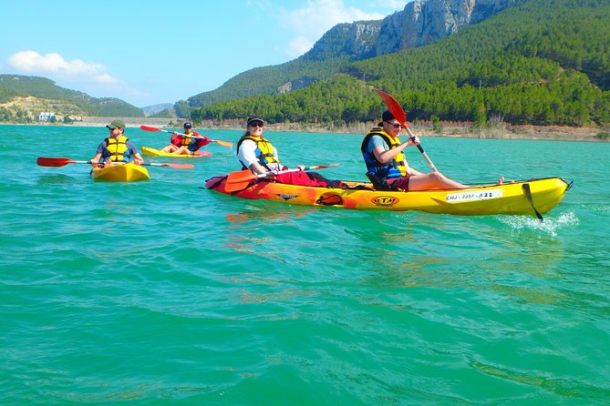 Kayak Routes In A Lake - Meeting Location