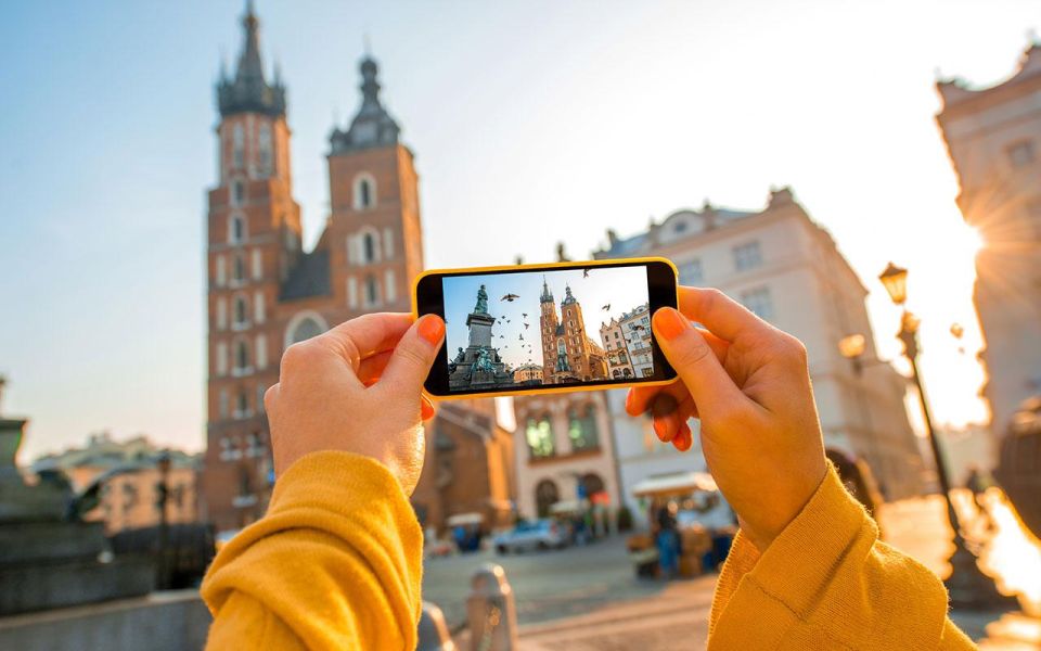 Krakow: Guided Old Town Tour - Experience Highlights