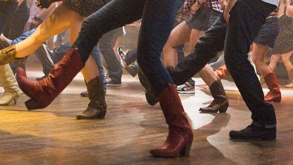 Las Vegas: Country Bar Crawl by Party Bus W/ Mixed Drinks - Cancellation and Flexibility