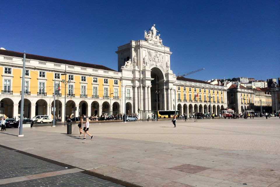 Lisbon: Old Quarter Highlights Tour - Colorful Chiado and Main Squares