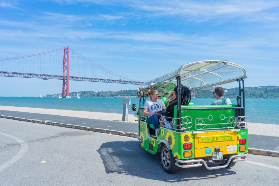 Lisbon Tuk-Tuk Tour + 3 Food and Wine Tastings - Lisbon Neighborhoods Explored