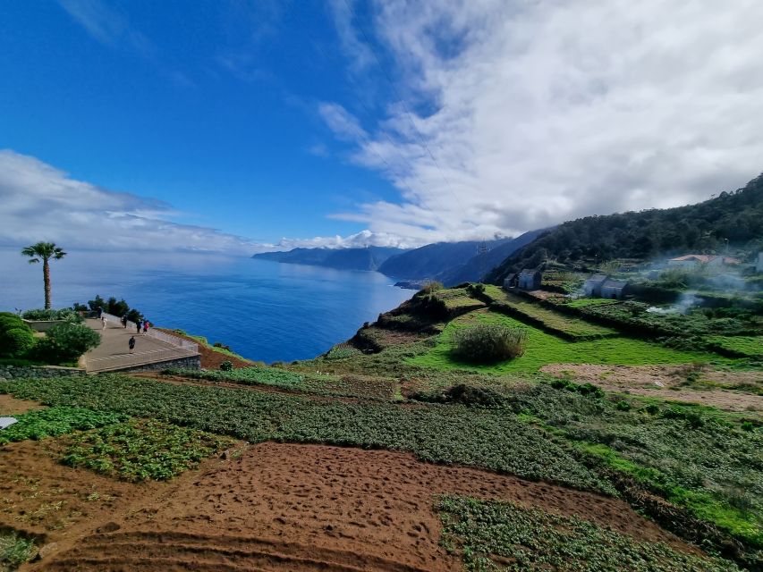 Madeira: SkyWalk, Fanal, Natural Pools 4x4 Jeep Tour - Pickup and Drop-off