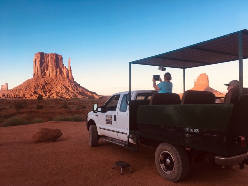 Monument Valley: Highlights Tour With Backcountry Access - Tour Group Size and Cancellation Policy