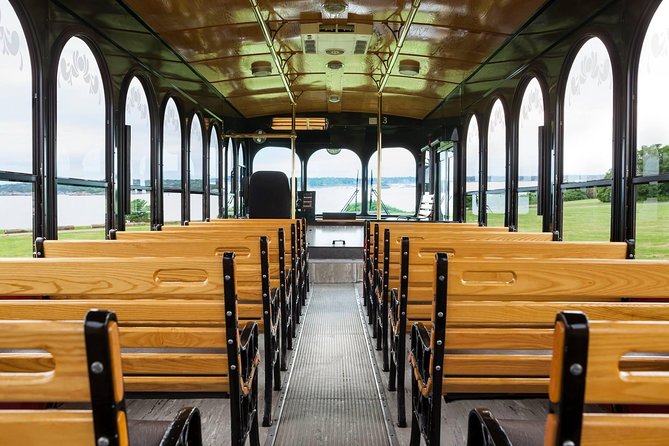 Newport Trolley Tour With Breakers Mansion - Viking Tours - Meeting and Accessibility