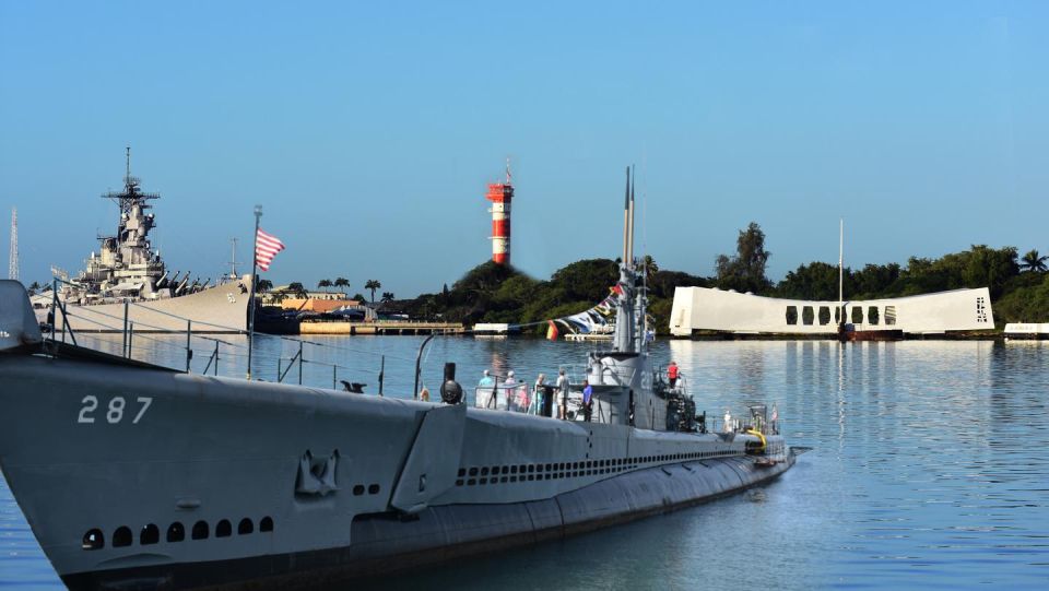 Pearl Harbor USS Arizona & Bowfin Submarine - Itinerary and Highlights