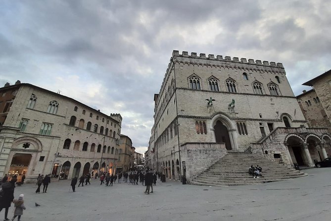 Perugia Private Walking Tour With Licensed Guide - Knowledgeable Local Guide