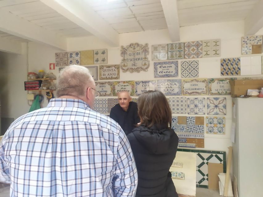 Portuguese Tiles and Wine History - Private Tour - Palmela Castle Exploration