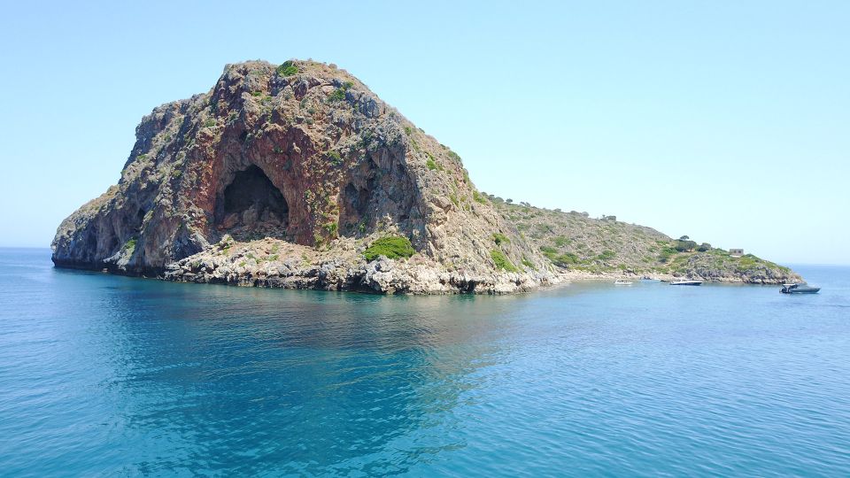 Powerboat Tour Theodorou Island Half Day - Itinerary and Experience