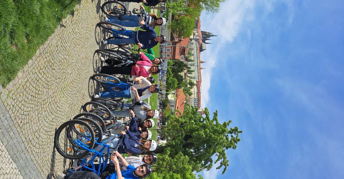 Prague: 2 Hours Guided City Bike Tour - Highlights and Experience