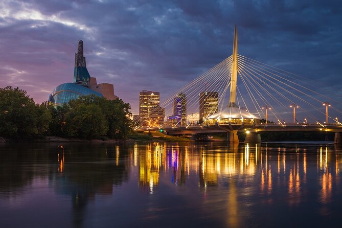 Private City Tour in Winnipeg - Exploring Saint Boniface