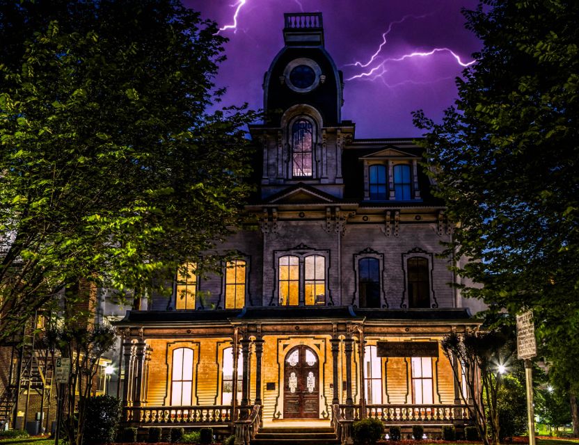 Raleigh: Ghosts and Ghouls Hauntings Walking Tour - Tour Highlights and Experience