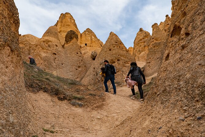 Red (North) Tour With Goreme Open Air Museum Ticket - Tour Inclusions