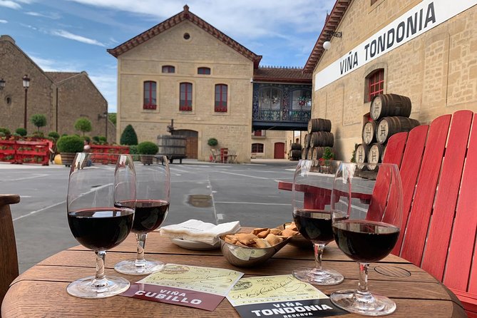 Rioja Alavesa Wineries and Medieval Villages Day Trip - Local Tapas Tasting