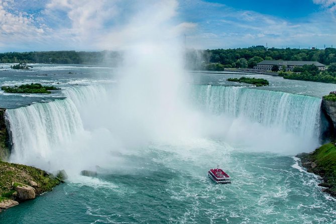 Small-Group Niagara Falls Day Tour From Toronto With Boat and Lunch Options - Scenic Niagara Parkway