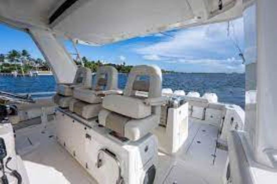 South Maui: Maalaea Guided Motorboat Tour With Snorkeling - Tour Details