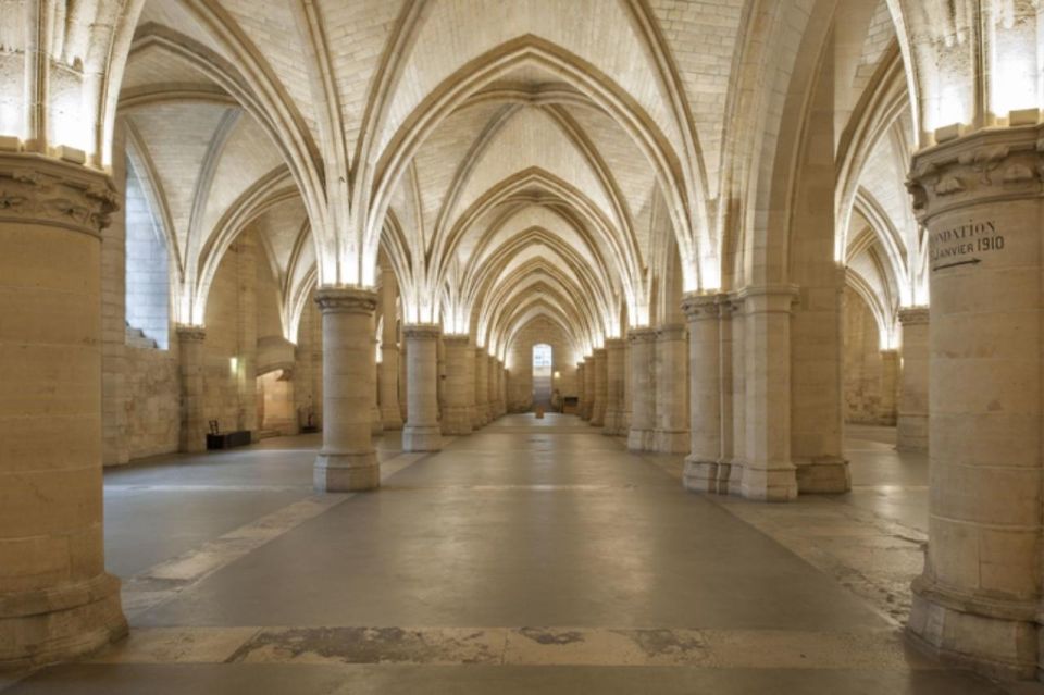 Ste Chapelle & Conciergerie Private Guided Tour With Tickets - Highlights of Sainte-Chapelle