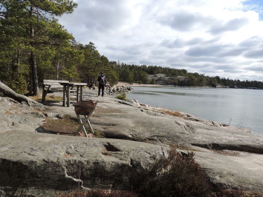 Stockholm: Self-Guided Hiking in Beautiful Nature - Walk in The Park