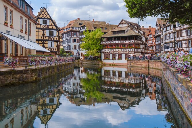 Strasbourg Scavenger Hunt and City Highlights Walking Tour - Highlights of the Walking Tour