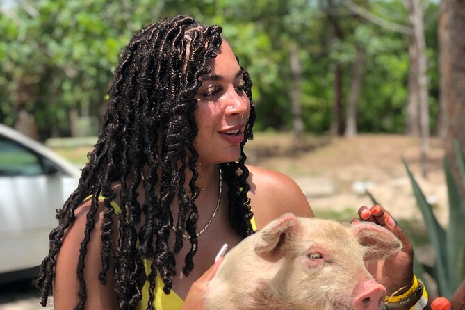 Swimming Pigs Beach Day+Snorkeling Bundle (Lunch+Tropical Drinks) - Pickup and Meeting Point