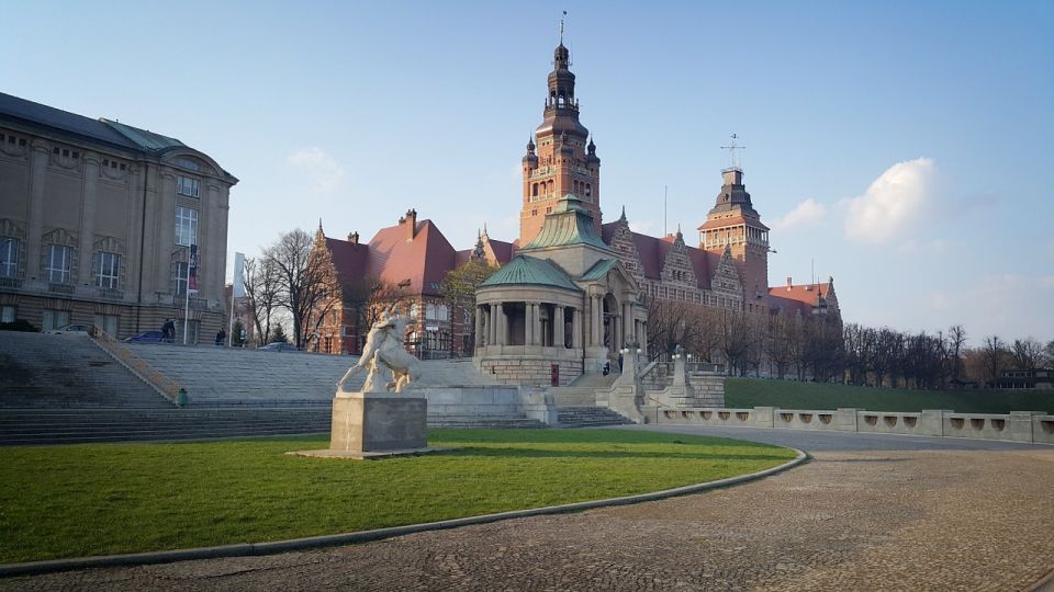 Szczecin Underground Routes and Old Town Private Walking Tour - Tour Highlights