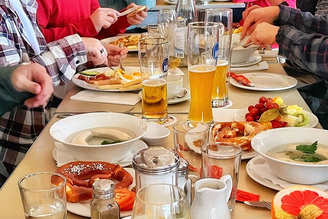 The Perfect Start: Munich PRIVATE Tour With Bavarian Breakfast - Tour Itinerary and Highlights