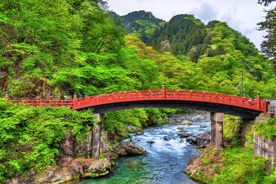 Tokyo: Nikko Highlights Tour With Temples, Waterfalls & Lake - Transportation and Accessibility