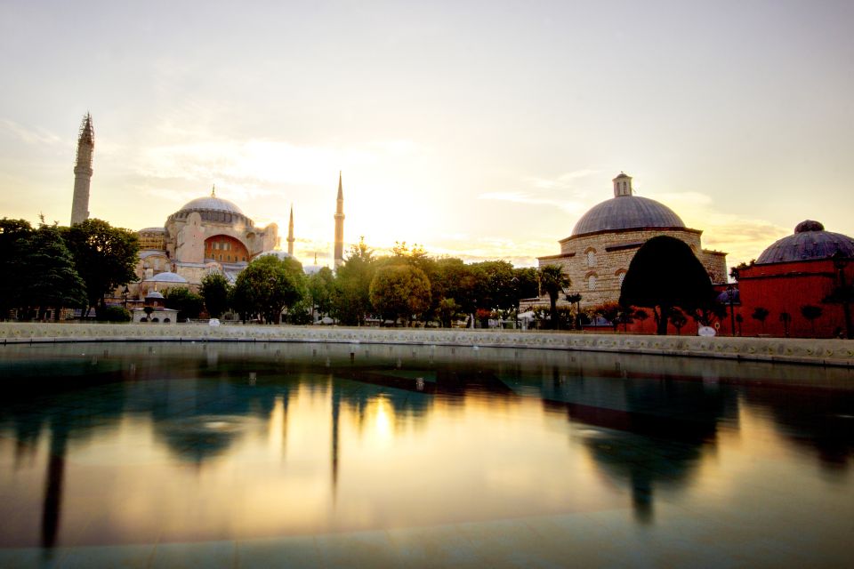 Topkapi Palace, Hagia Sophia & More: Istanbul City Tour - Discovering the Blue Mosques Glory