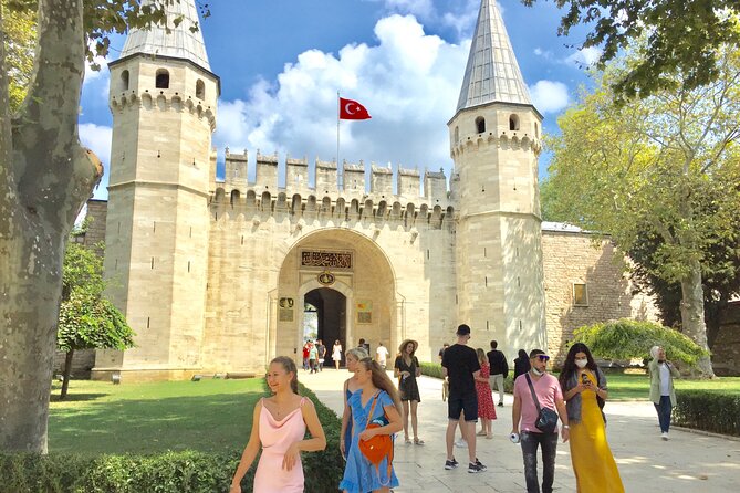 Topkapi Palace With Harem and Blue Mosque Guided Tour - Highlights of the Blue Mosque