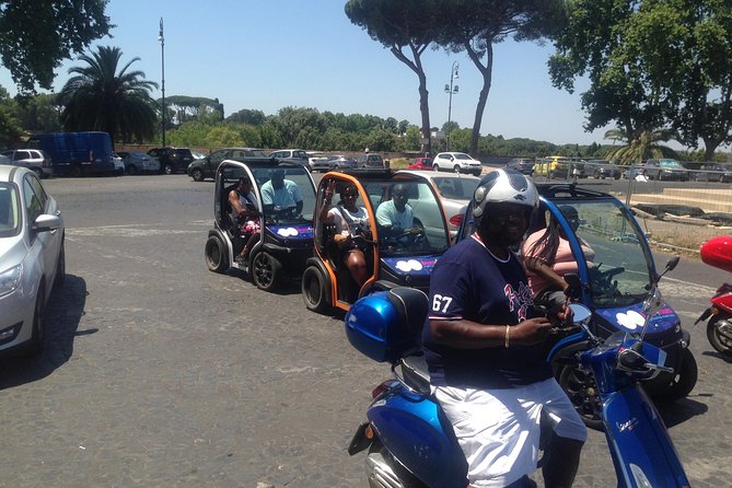 Tour of Rome With the Iconic Vespa - PROFICIENT DRIVING SKILLS REQUIRED - Driving Skill Requirements