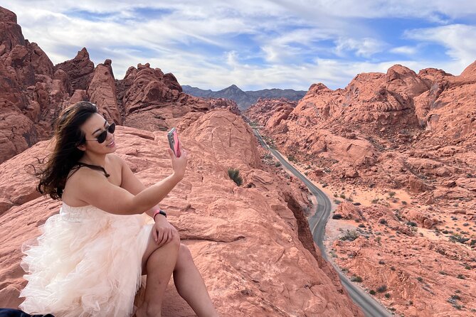 Valley of Fire and Seven Magic Mountains Day Tour From Las Vegas - Visitor Experience