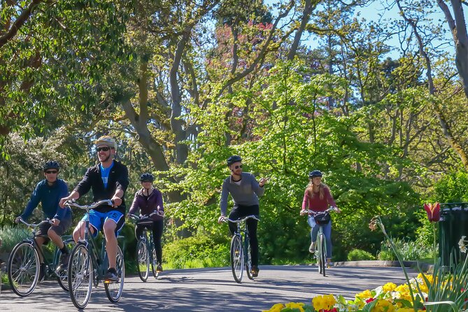 Victoria Pedal Bike Tour - Castles Hoods & Legends | 2.5 Hrs - Discovering Craigdarroch Castle