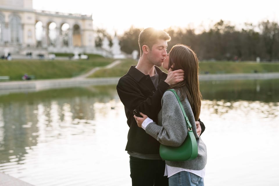 Vienna: Professional Photoshoot - Authentic Cultural Moments