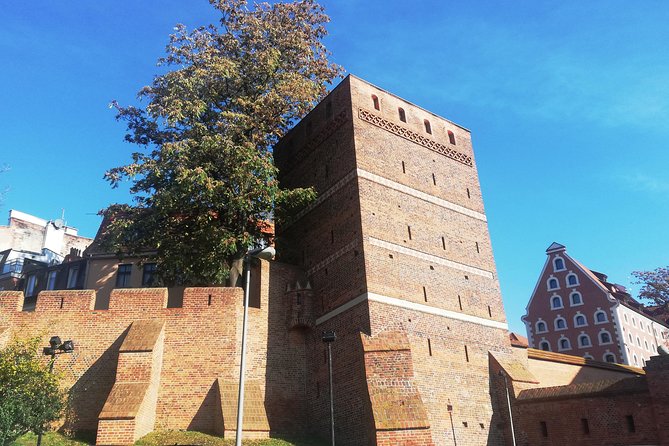 Walking Tour of the Medieval Torun - Meeting and Pickup