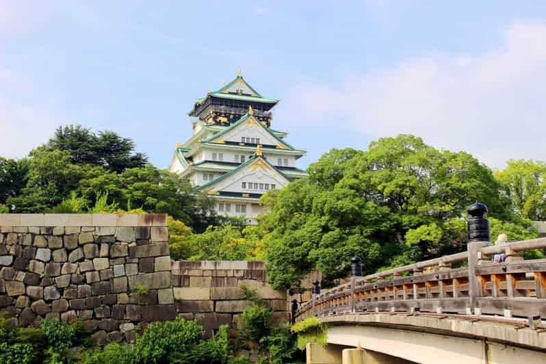 1-Day Walking Tour in Osaka：Castle, Temples and Ukiyoe - Cultural Experiences