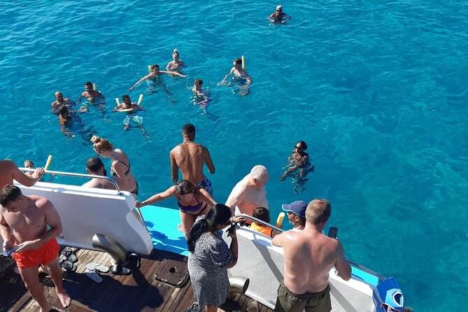 2.5 Hour Glass Bottom Boat Trip, Snorkeling, Sliding and Fun - Beverage and Refreshment Options