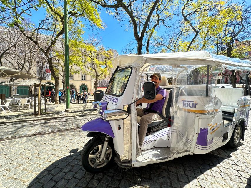 4 Hour Tuk Tuk Tour From the Tragedy of 1755 - Discovering Estrela and Avenida